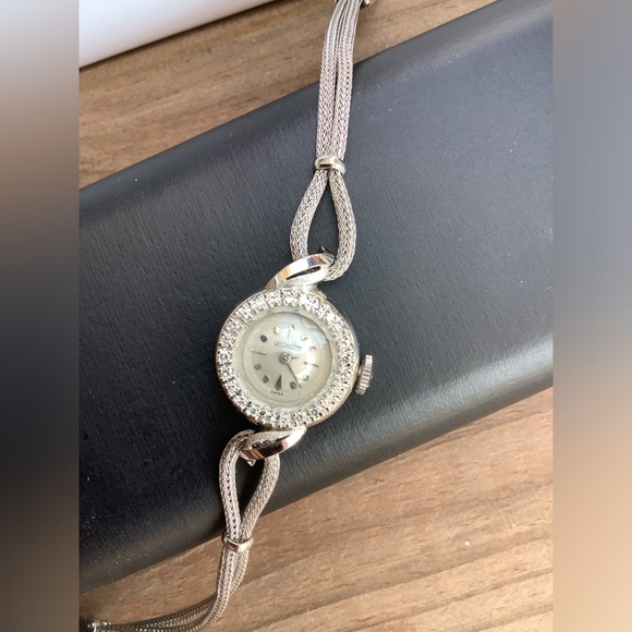 - SOLID WHITE GOLD LECOULTRE Diamond bezel, main image 14